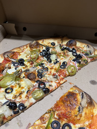 Photo of Real Canadian Pizza & Donair | Halal Pizza | Halal Wraps | Halal Wings | Platters - 702 Broadway Ave, Saskatoon, SK S7N 1B4